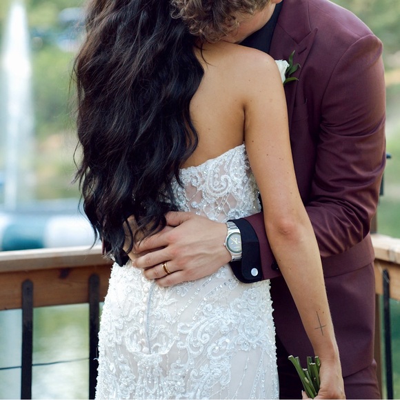 Strapless Wedding Dress - Picture 7 of 9